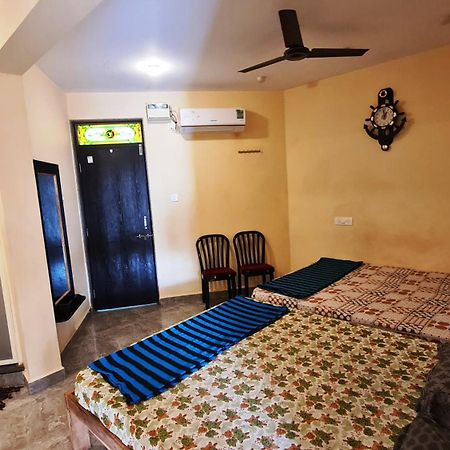 Godwill Kimo Guest House Seraulim Маргао Экстерьер фото
