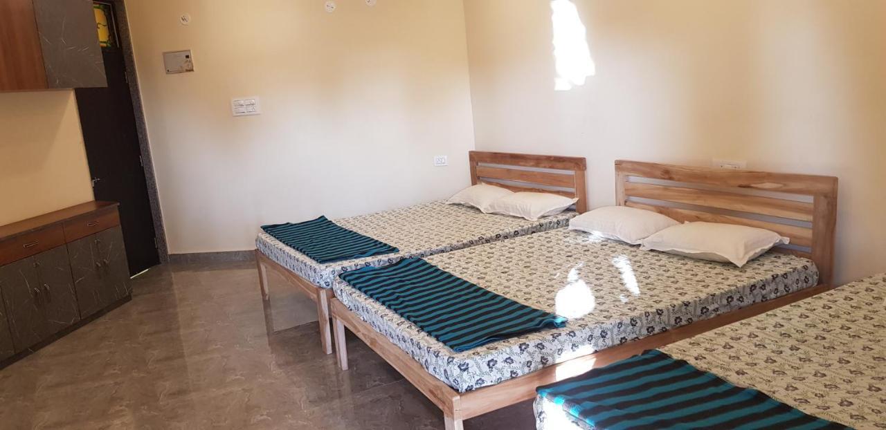 Godwill Kimo Guest House Seraulim Маргао Экстерьер фото